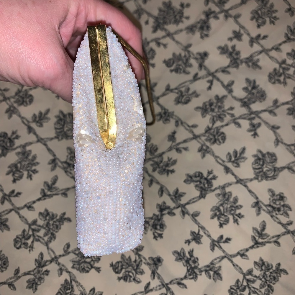 Vintage White and Gold beaded Purse Small - Picture 9 of 10